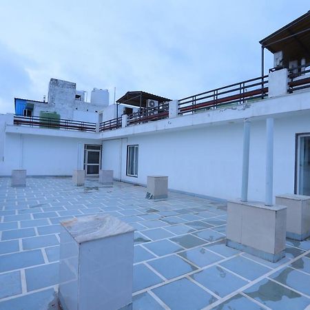 Hotel Stanley By Foxi Group- Near Delhi International Airport Nuova Delhi Esterno foto