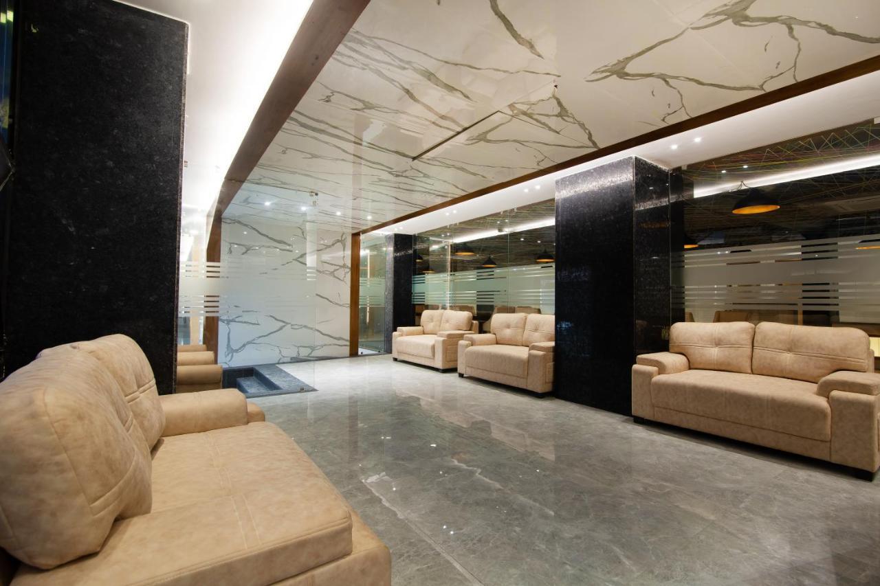 Hotel Stanley By Foxi Group- Near Delhi International Airport Nuova Delhi Esterno foto