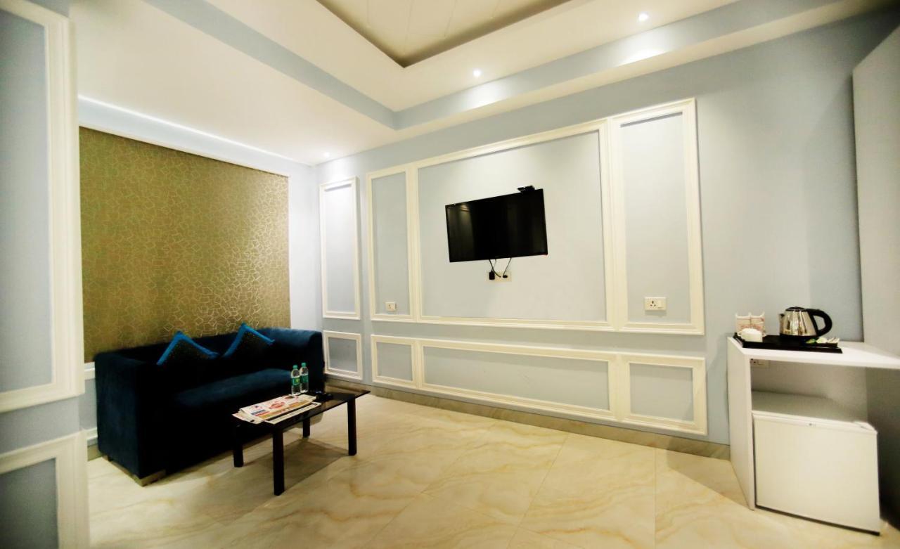 Hotel Stanley By Foxi Group- Near Delhi International Airport Nuova Delhi Esterno foto
