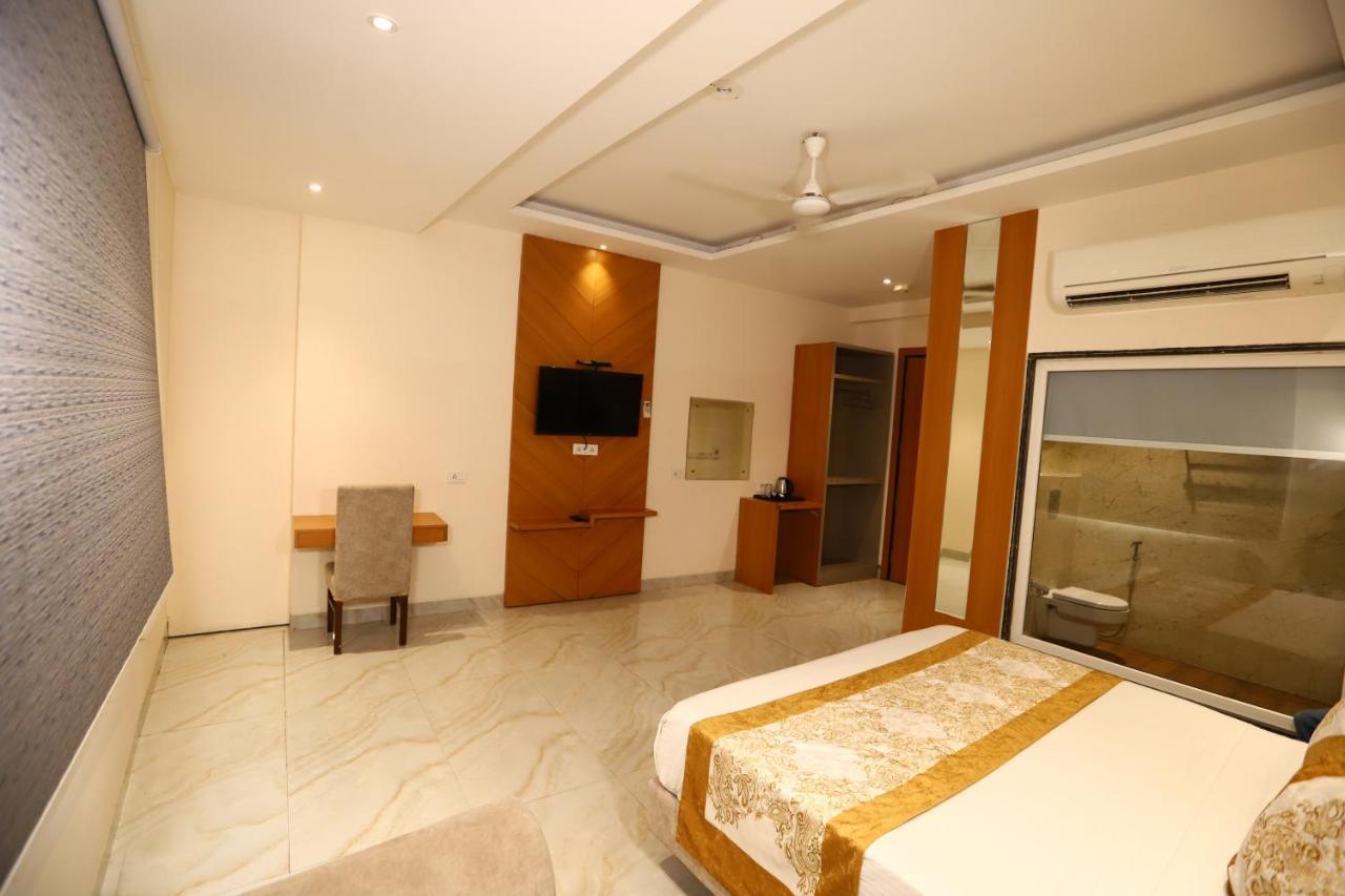 Hotel Stanley By Foxi Group- Near Delhi International Airport Nuova Delhi Esterno foto