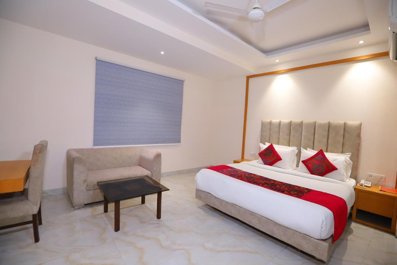 Hotel Stanley By Foxi Group- Near Delhi International Airport Nuova Delhi Esterno foto
