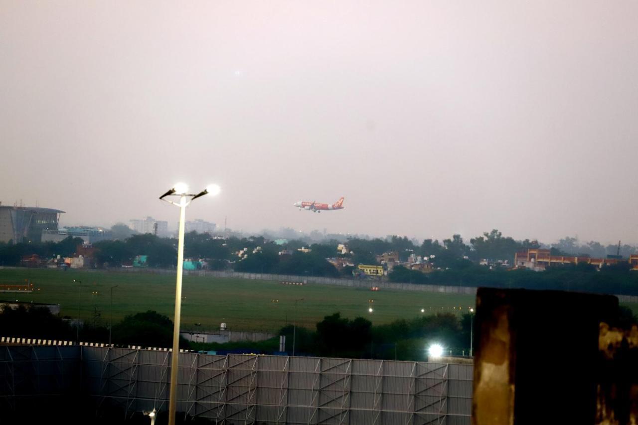 Hotel Stanley By Foxi Group- Near Delhi International Airport Nuova Delhi Esterno foto