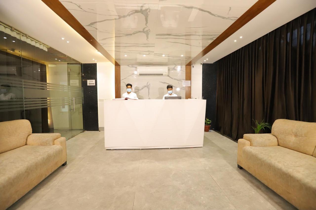 Hotel Stanley By Foxi Group- Near Delhi International Airport Nuova Delhi Esterno foto