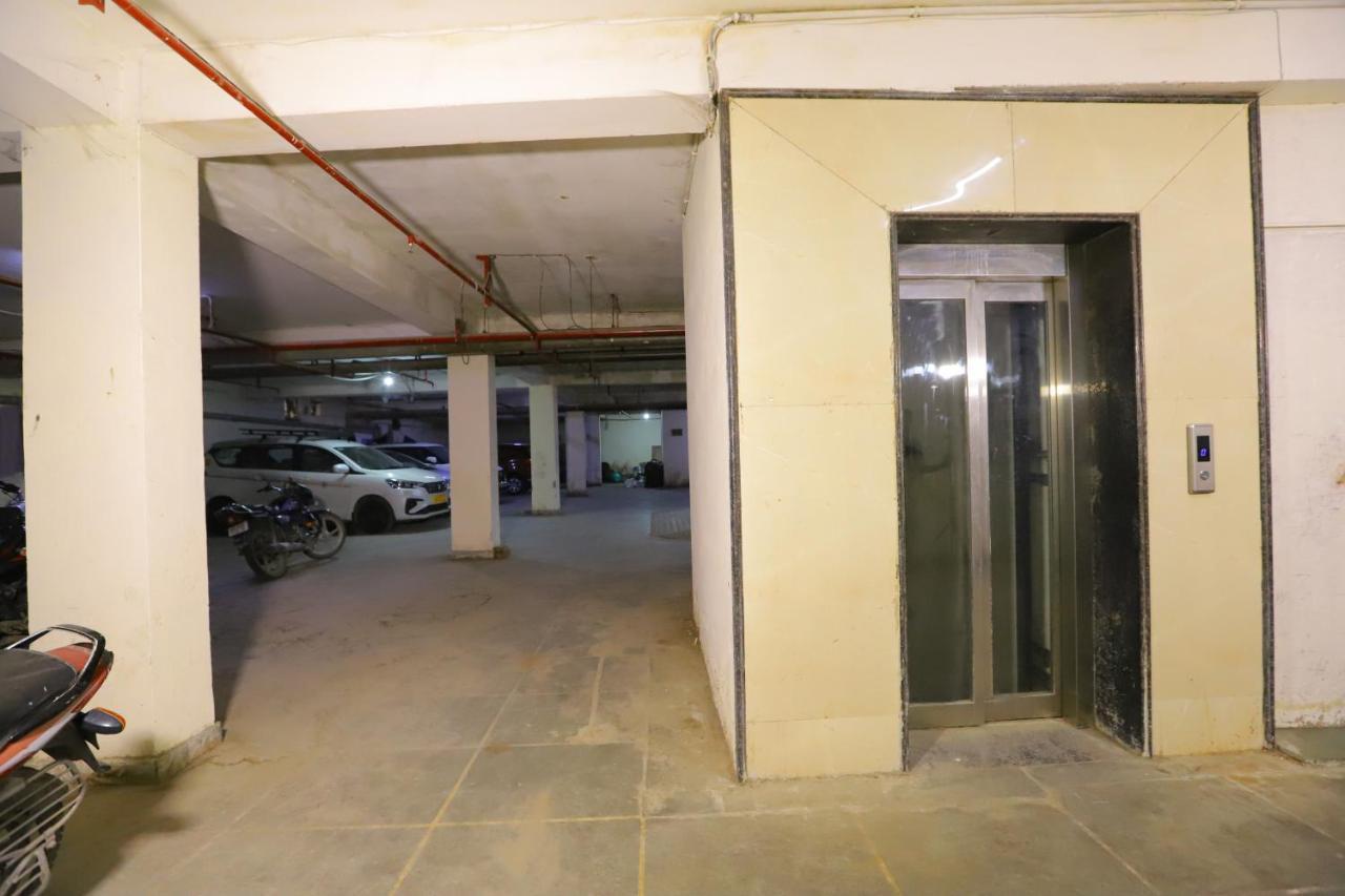 Hotel Stanley By Foxi Group- Near Delhi International Airport Nuova Delhi Esterno foto